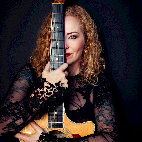 Anneke van Giersbergen
